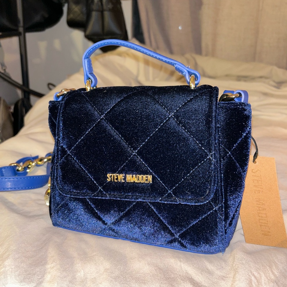 Steve Madden navy blue handbag